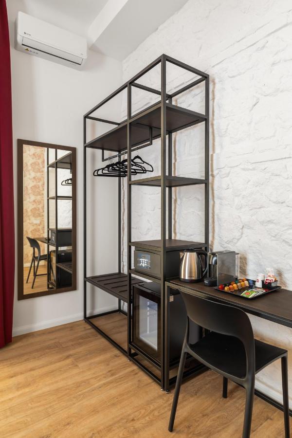 Adelante Piazza Bologna Bed & Breakfast Rome
